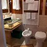 Yin & Yang Oda ve Kahvaltı 3*