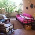 Yin & Yang Oda ve Kahvaltı San Pantaleo