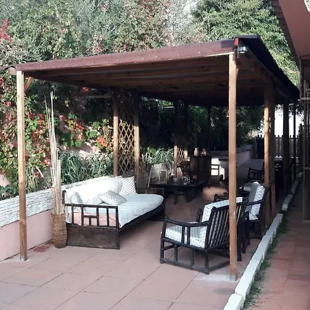 Yin & Yang 3* San Pantaleo